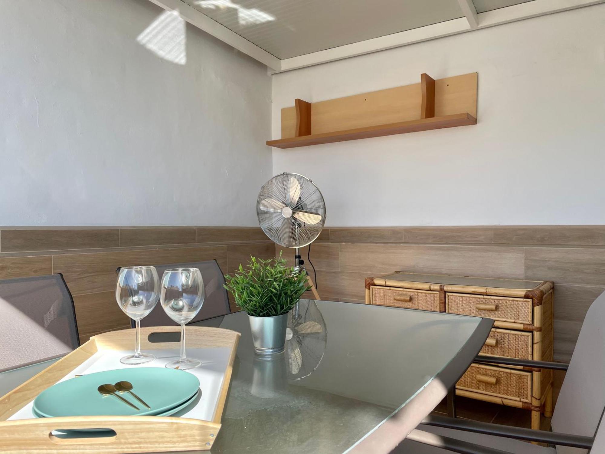 Apartamento Calma Carihuela Beach - 10 Metros De La Playa トレモリノス エクステリア 写真