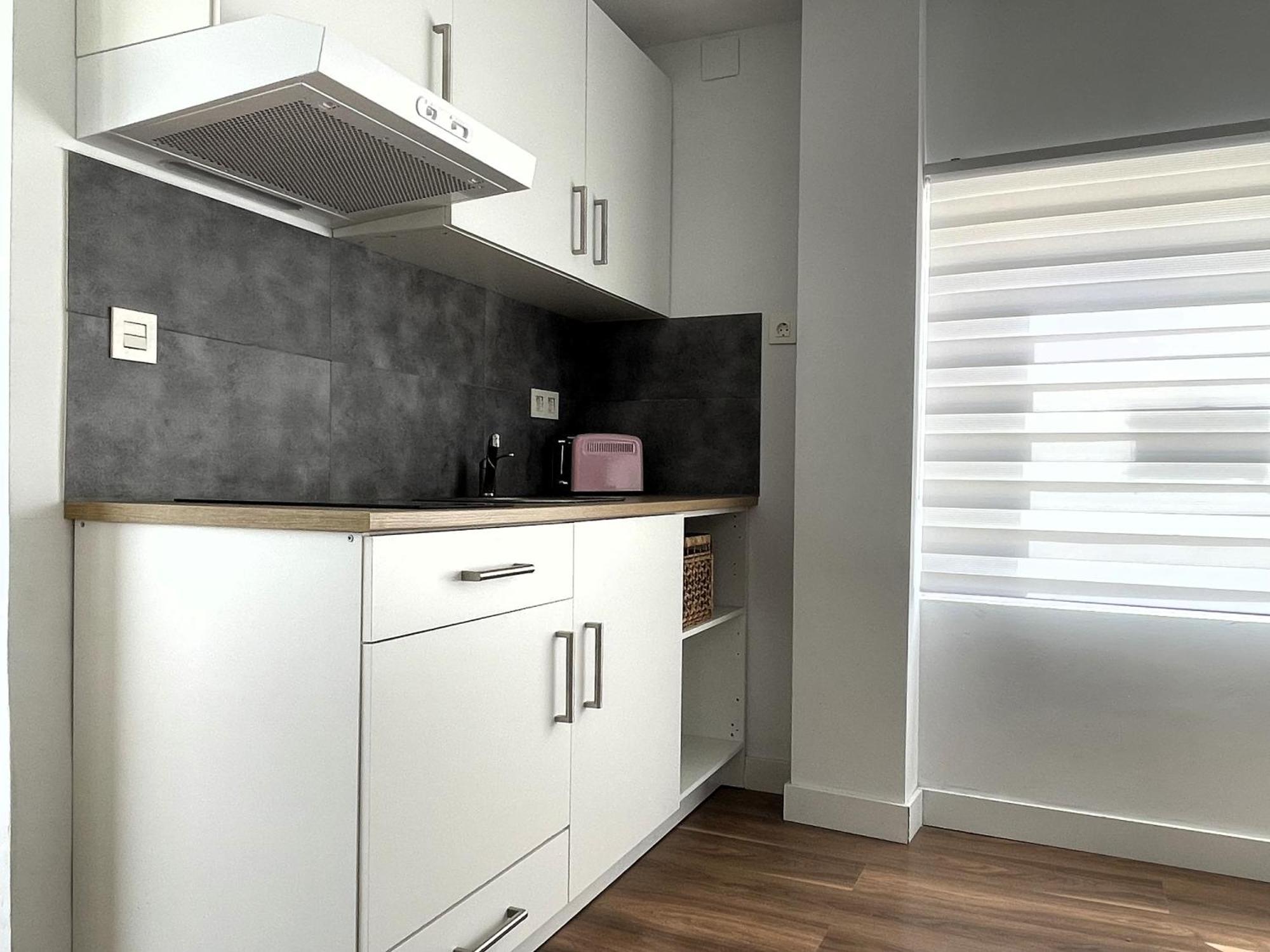 Apartamento Calma Carihuela Beach - 10 Metros De La Playa トレモリノス エクステリア 写真