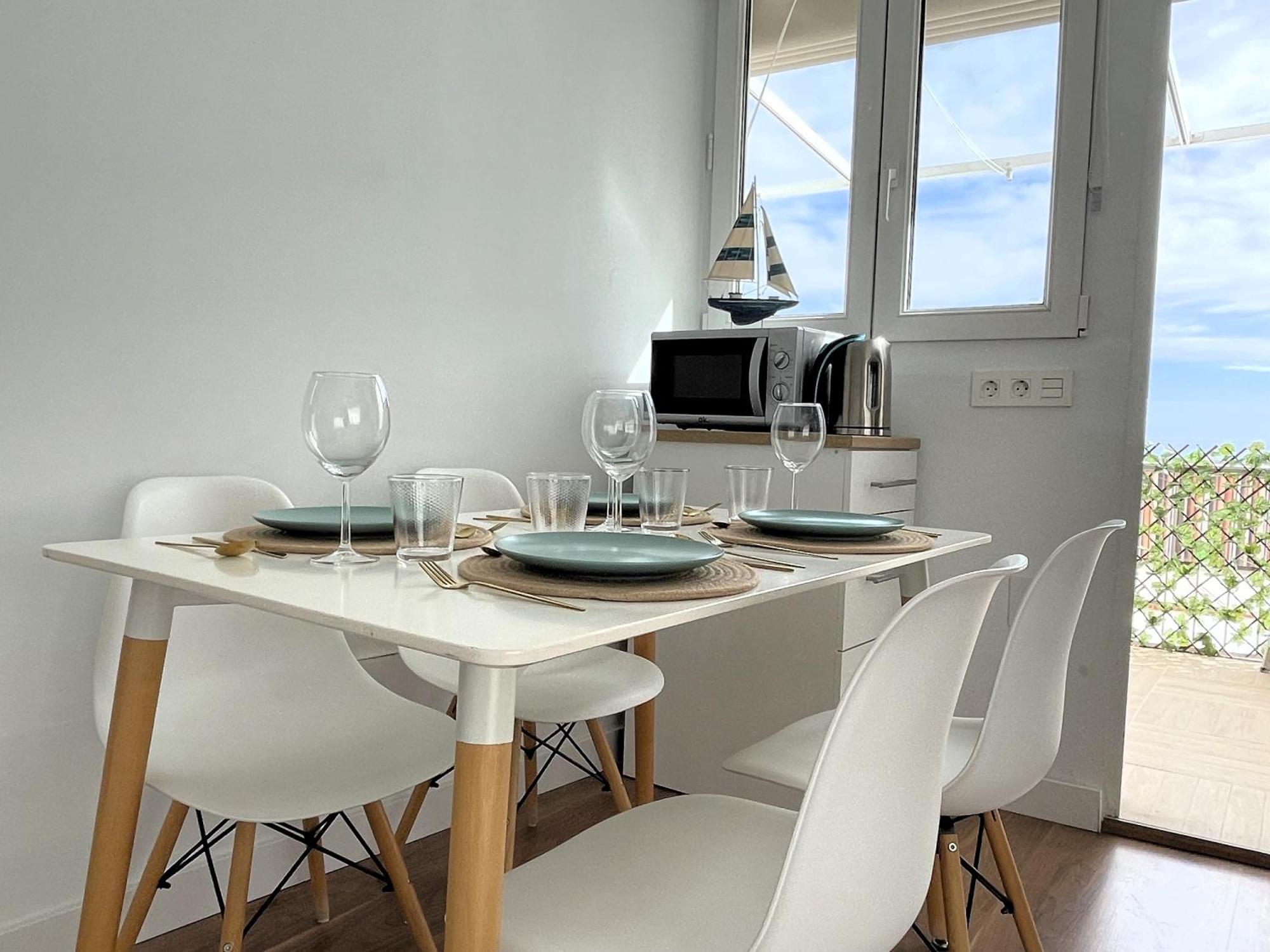Apartamento Calma Carihuela Beach - 10 Metros De La Playa トレモリノス エクステリア 写真